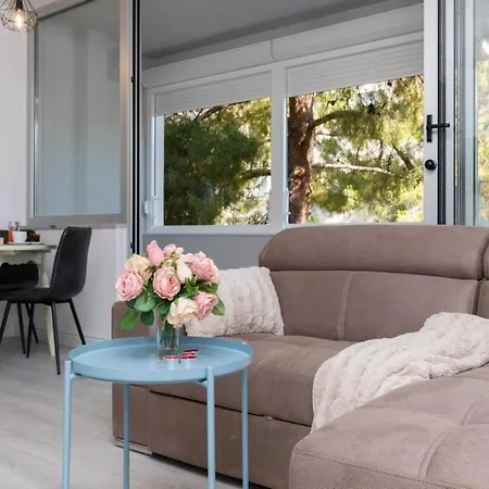 Leora Deluxe Apartment Split