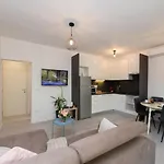 Leora Deluxe Apartamento