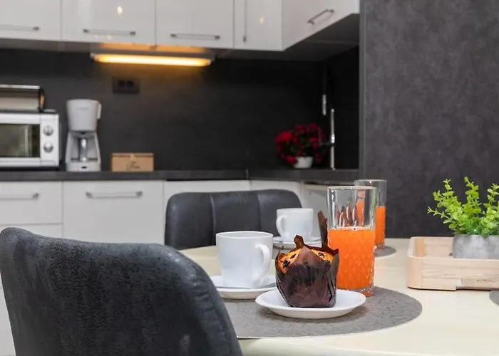 Leora Deluxe Spalato