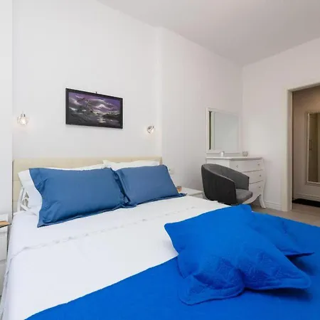 Apartman Leora Deluxe *