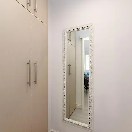 Leora Deluxe Apartman *