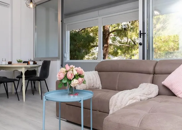 Leora Deluxe Апартаменти Спліт