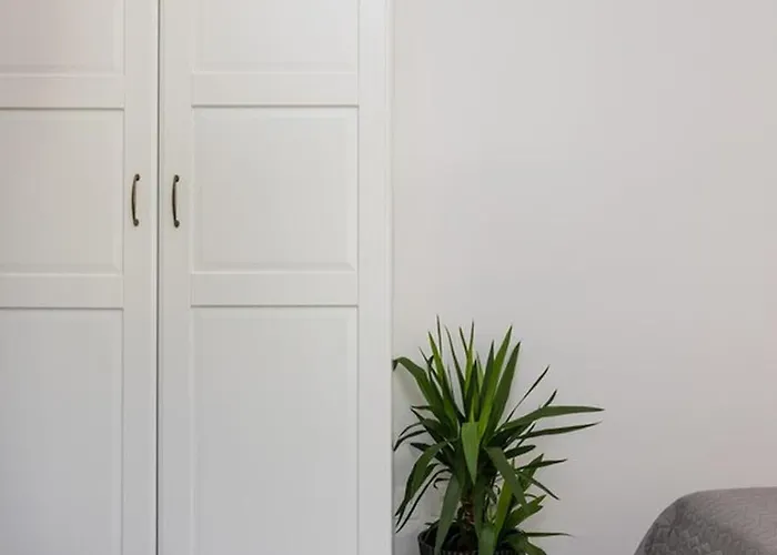 Leora Deluxe Апартаменти Спліт